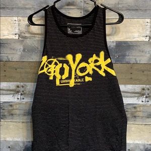 Zoo york tank top✨free with purchase✨
